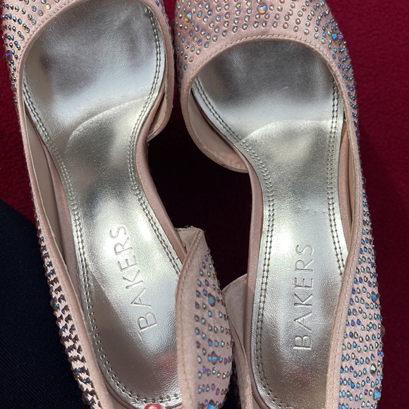 BAKERS HEELS - Picture 6 of 9